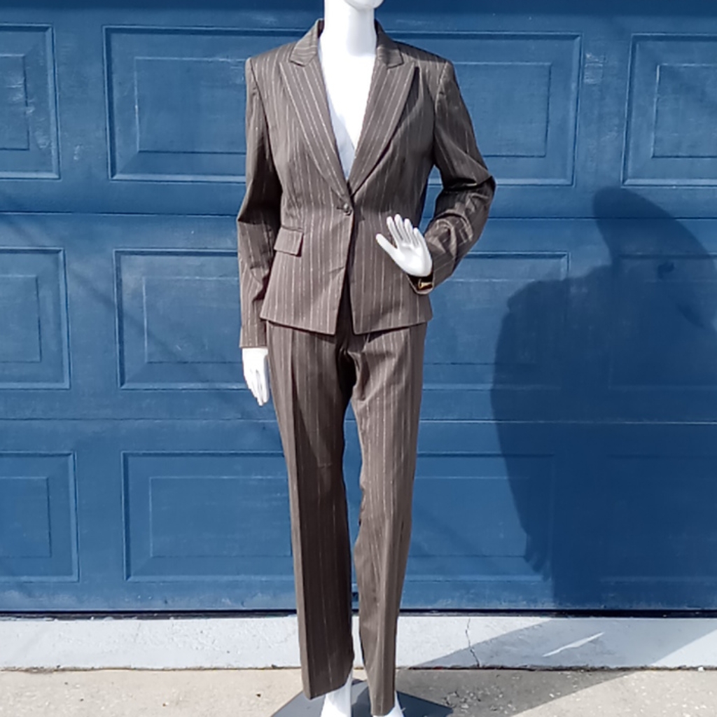 Antonio Melani Ladies 2pc Pant Suit